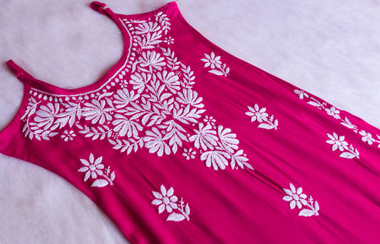 EIRA DEEP PINK SLEEVELESS RAYON KURTA
