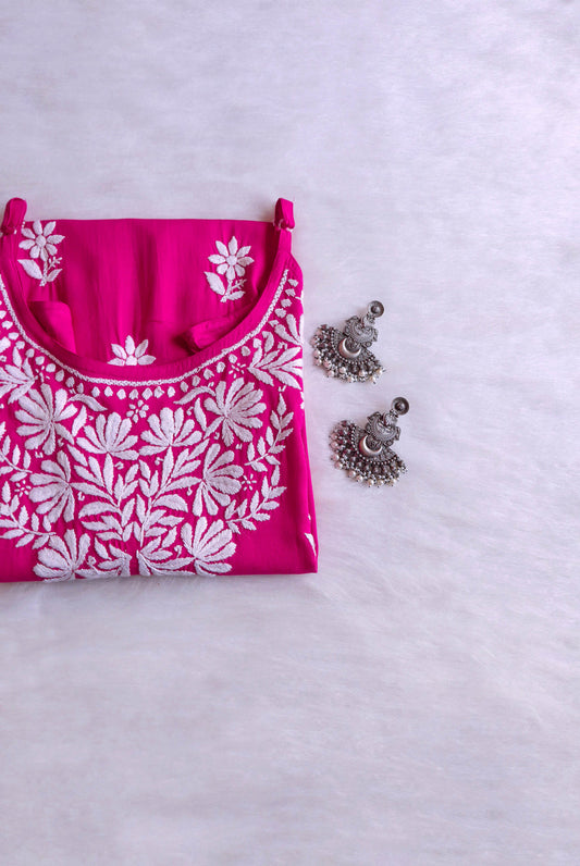 EIRA DEEP PINK SLEEVELESS RAYON KURTA