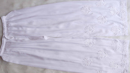 AVANI WHITE RAYON KURTA PANT SET