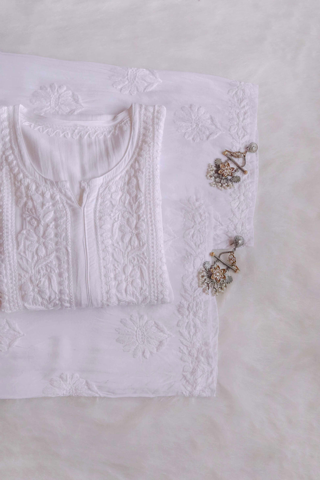 AVANI WHITE RAYON KURTA PANT SET
