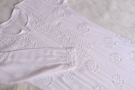 AVANI WHITE RAYON KURTA PANT SET